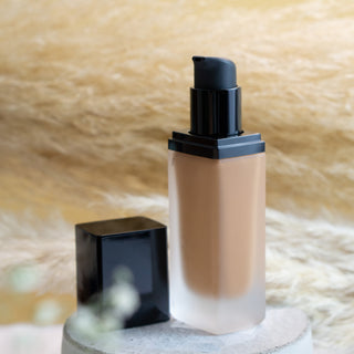 Bonjour Babe Beauty Radiant Foundation Peach | Medium, Buildable Coverage Foundation
